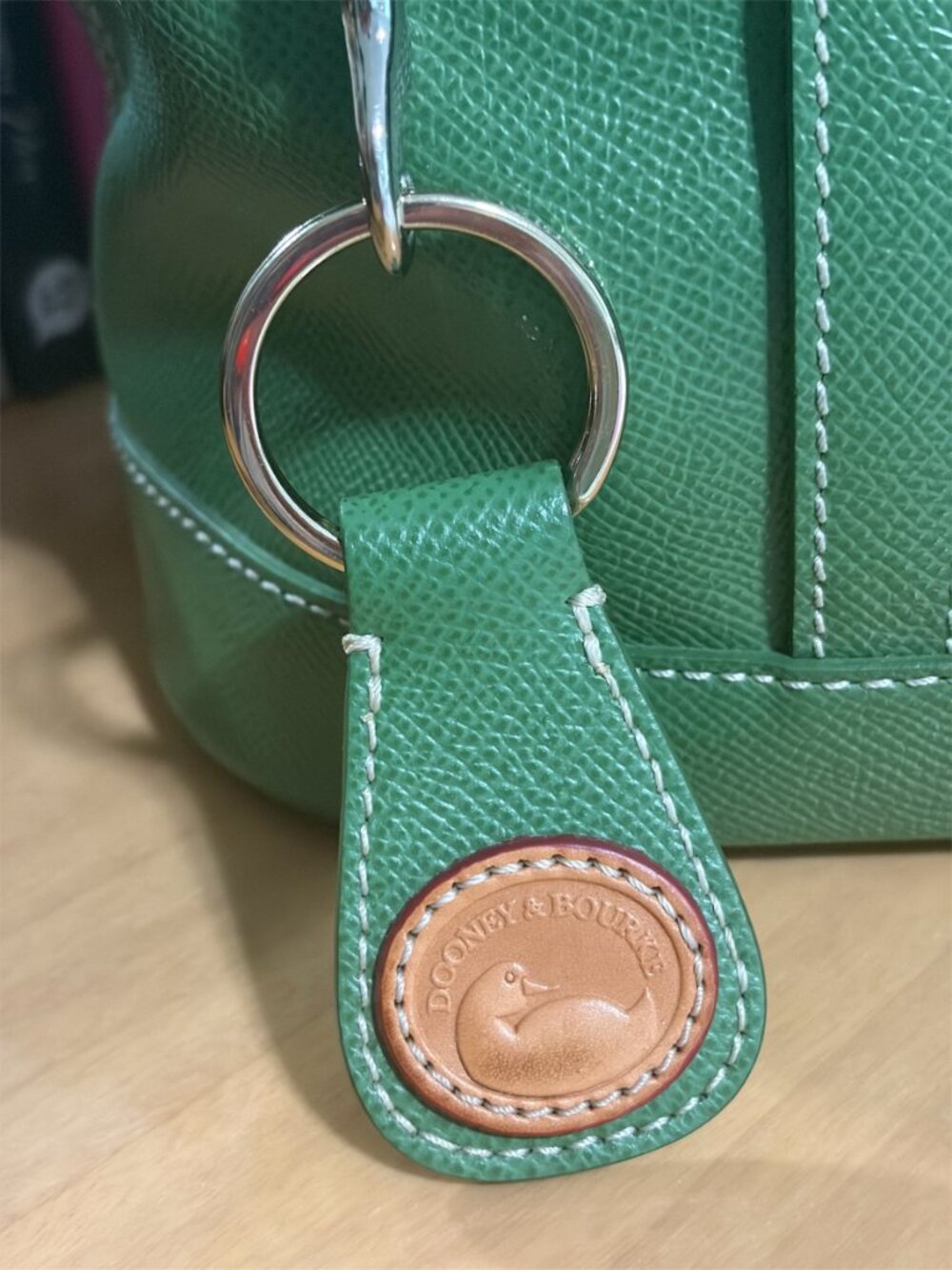 DOONEY & BURKE VINTAGE GREEN TOTE SATCHEL - EUC - WITH DB DUSTY - Picture 2 of 8
